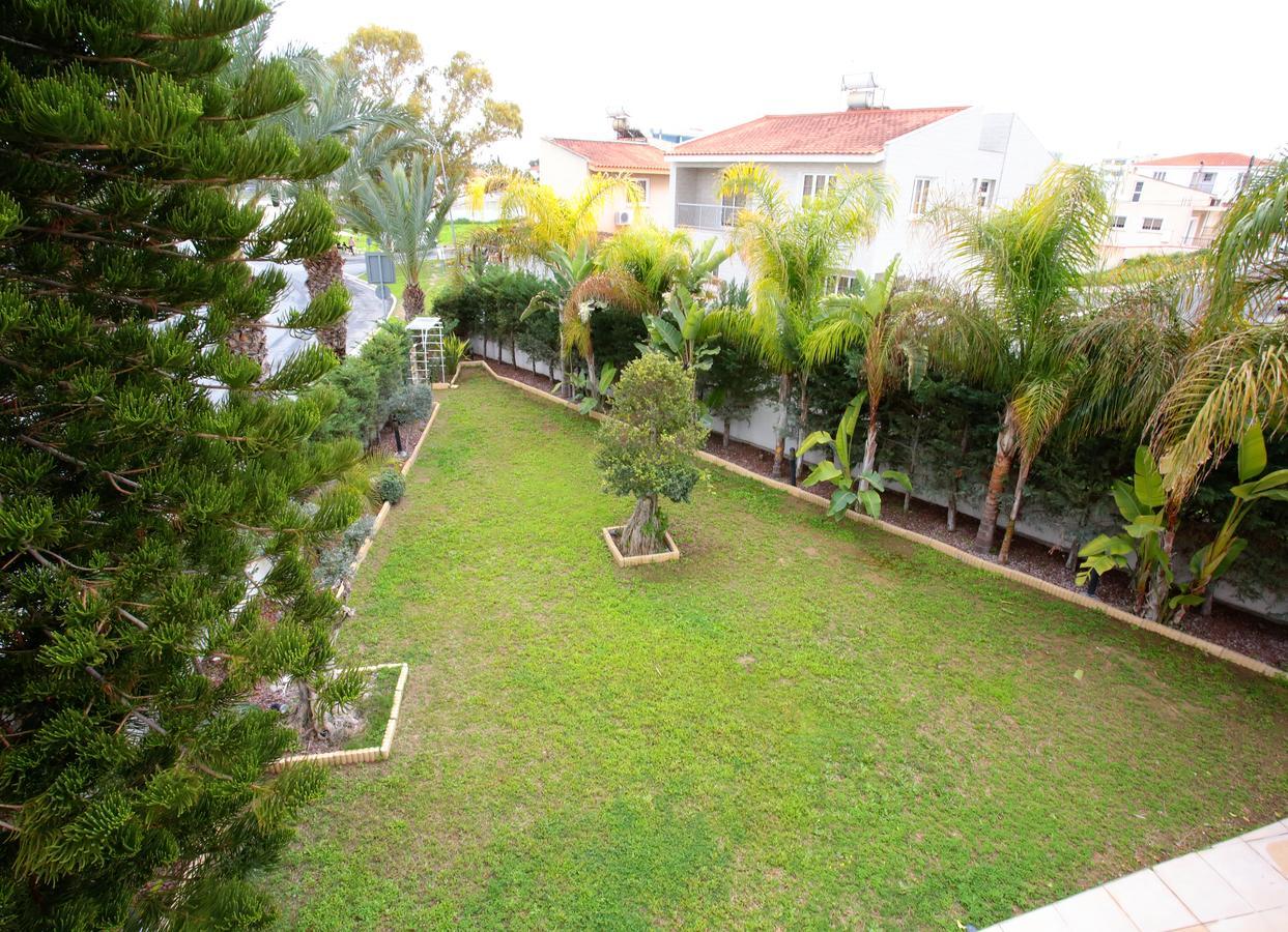 The White House Villa Larnaca Exterior foto